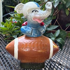 1972 Jim Beam elephant (Republican Party) decanter